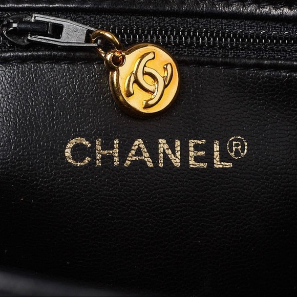 CHANEL Vintage XL Studded CC Monogram Logo Black Lambskin Leather Shoulder Bag - Picture 9 of 16